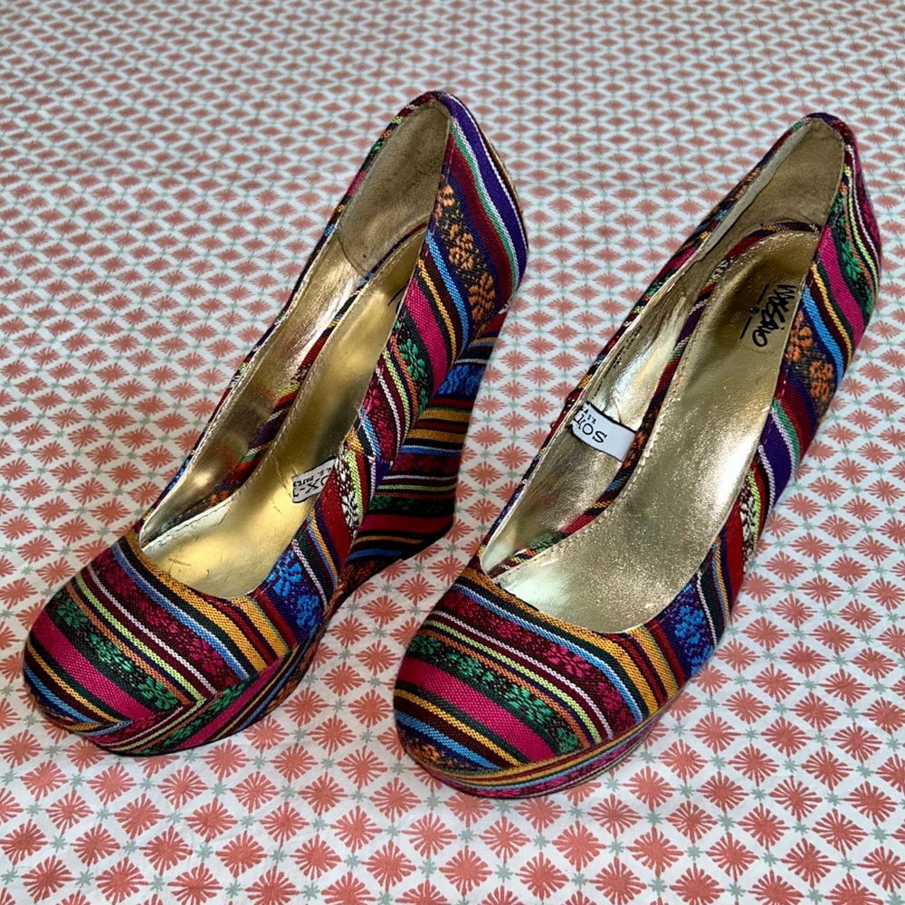 Mossimo multicolor textile Baja pattern wedge platform heels women’s size 8.5 - Picture 2 of 11